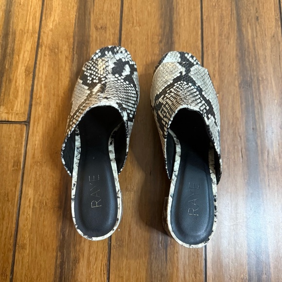 Raye Shoes - Picture 4 of 4